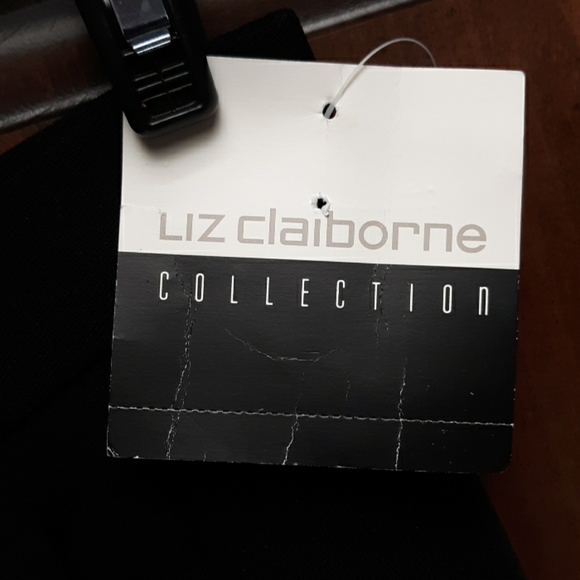 Liz Claiborne - Picture 3 of 4